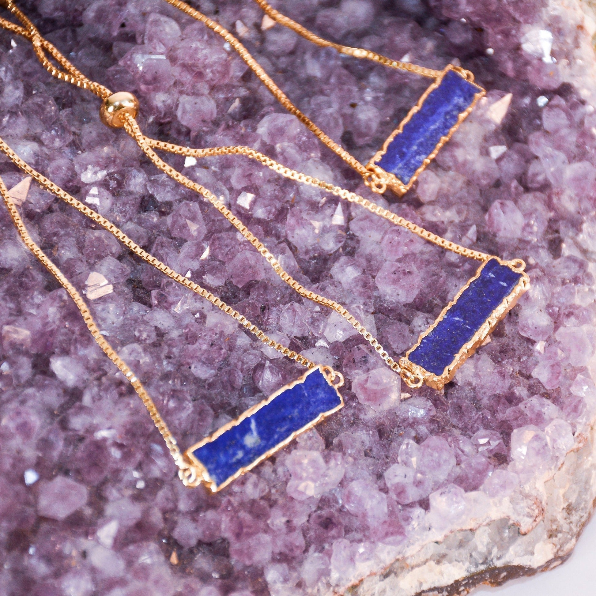 ･ﾟ✧*･ﾟ* SOLD OUT *･ﾟ*✧･ﾟ     Lapis Lazuli Bolo Bracelet in Gold